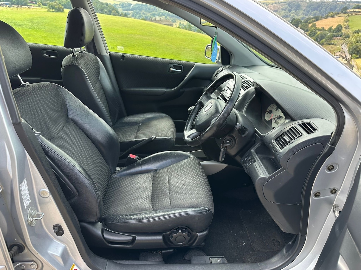 Used Honda Civic 2003 for sale - 77370859: Photo 5