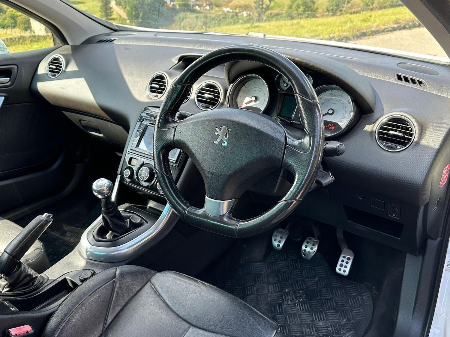 Used Peugeot 308 2010 for sale - 77409960: Photo 10