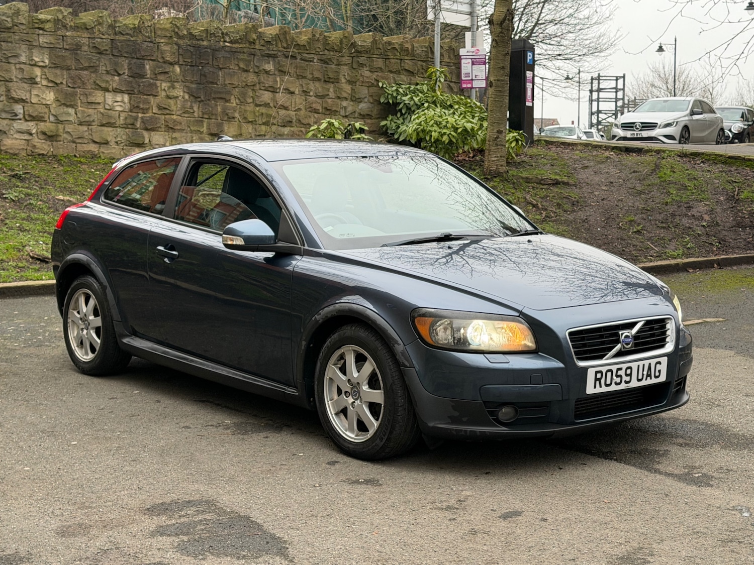 Used Volvo C30 2009 for sale - 77424533: Photo 2