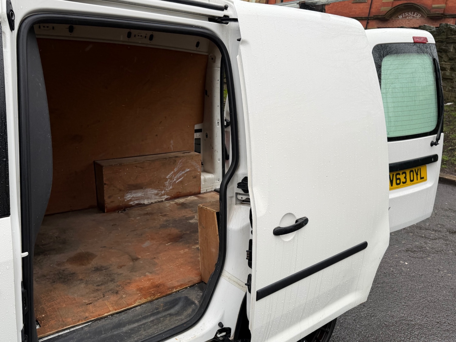 Used Volkswagen Caddy 2013 for sale - 77458789: Photo 3