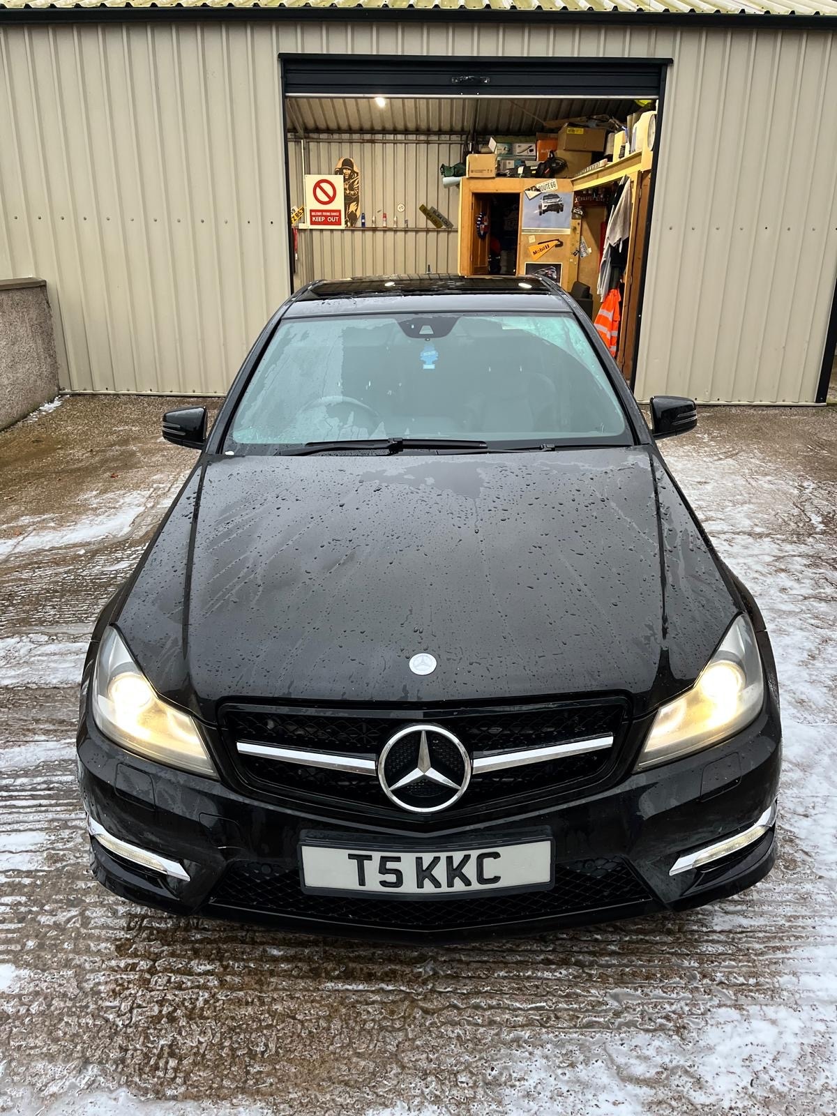 Used Mercedes-Benz C Class 2011 for sale - 77502738: Photo 3