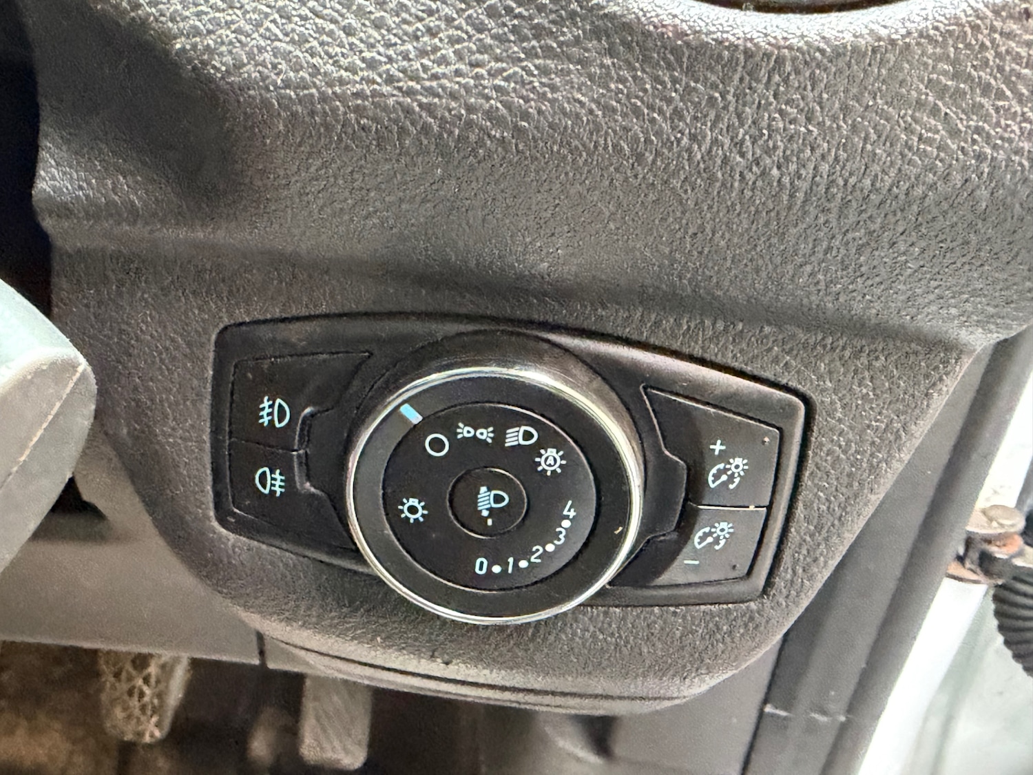 Used Ford Transit Courier 2015 for sale - 77535716: Photo 14