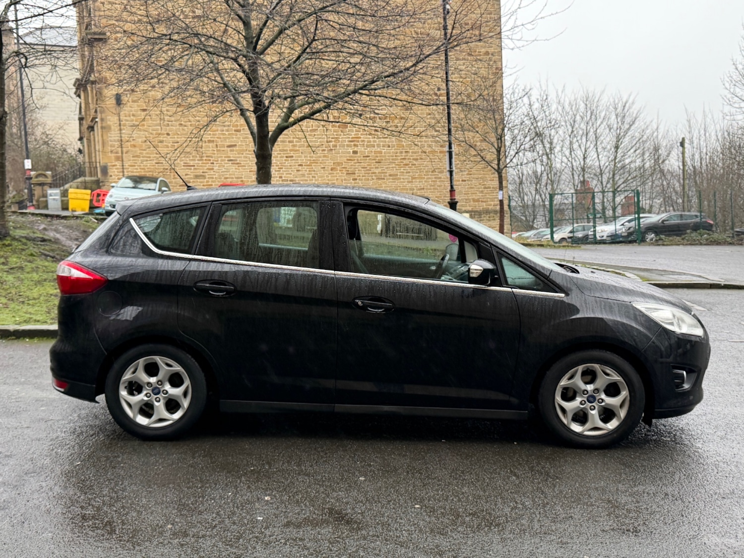 Used Ford C-Max 2014 for sale - 77367369: Photo 5