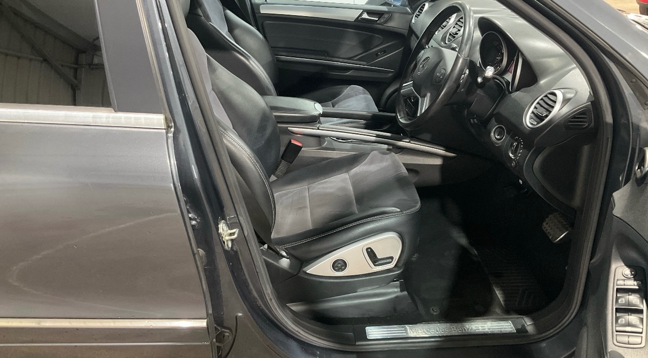 Used Mercedes-Benz M Class 2010 for sale - 77370763: Photo 5