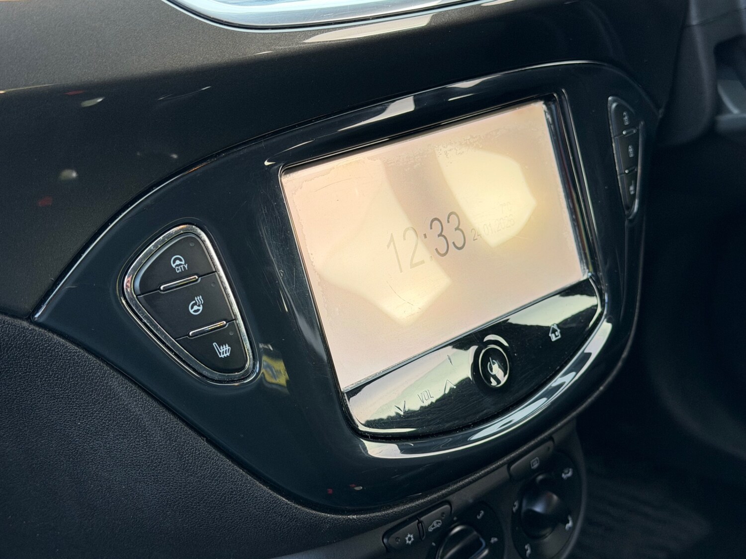 Used Vauxhall Corsa 2015 for sale - 77367377: Photo 16