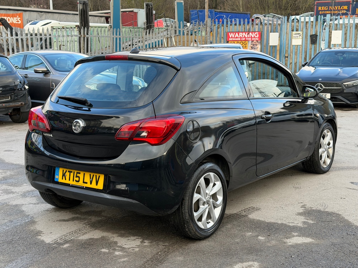 Used Vauxhall Corsa 2015 for sale - 77367377: Photo 4