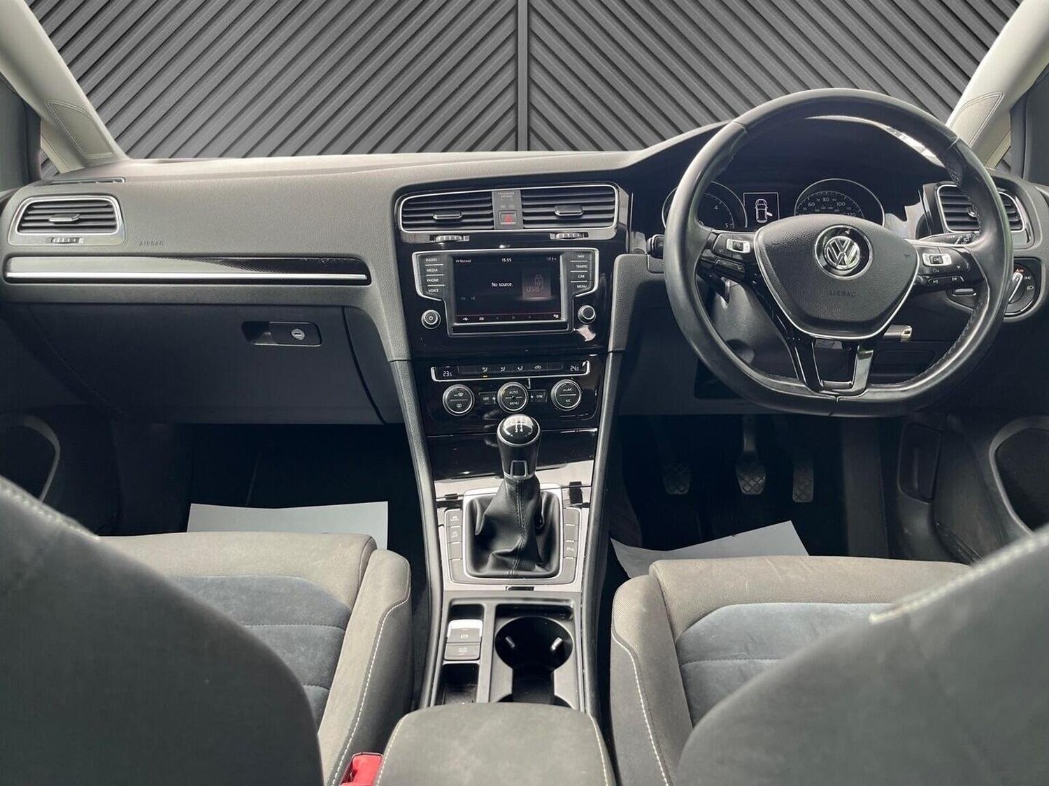 Used Volkswagen Golf 2015 for sale - 76605730: Photo 13