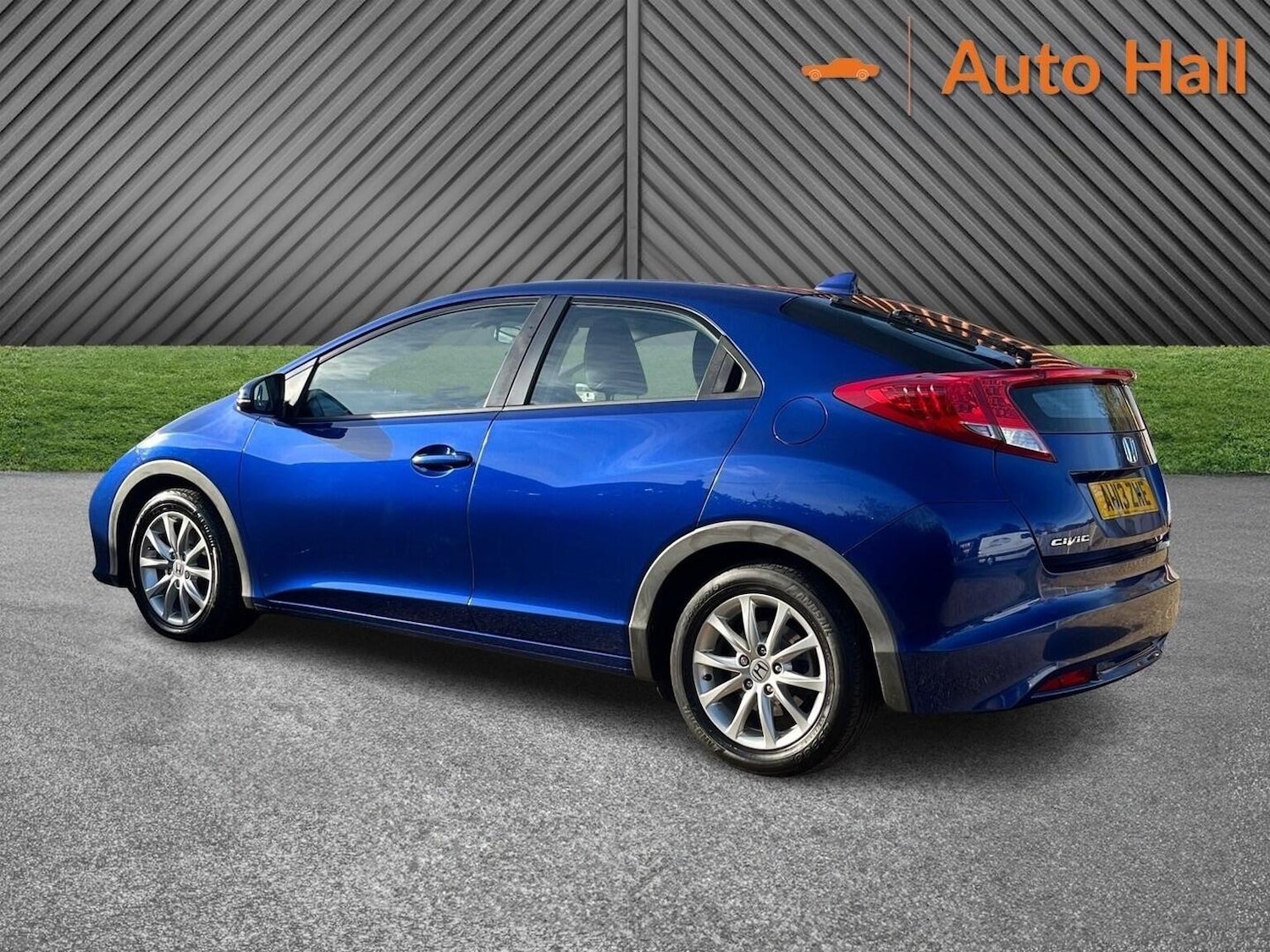 Used Honda Civic 2013 for sale - 76605975: Photo 7