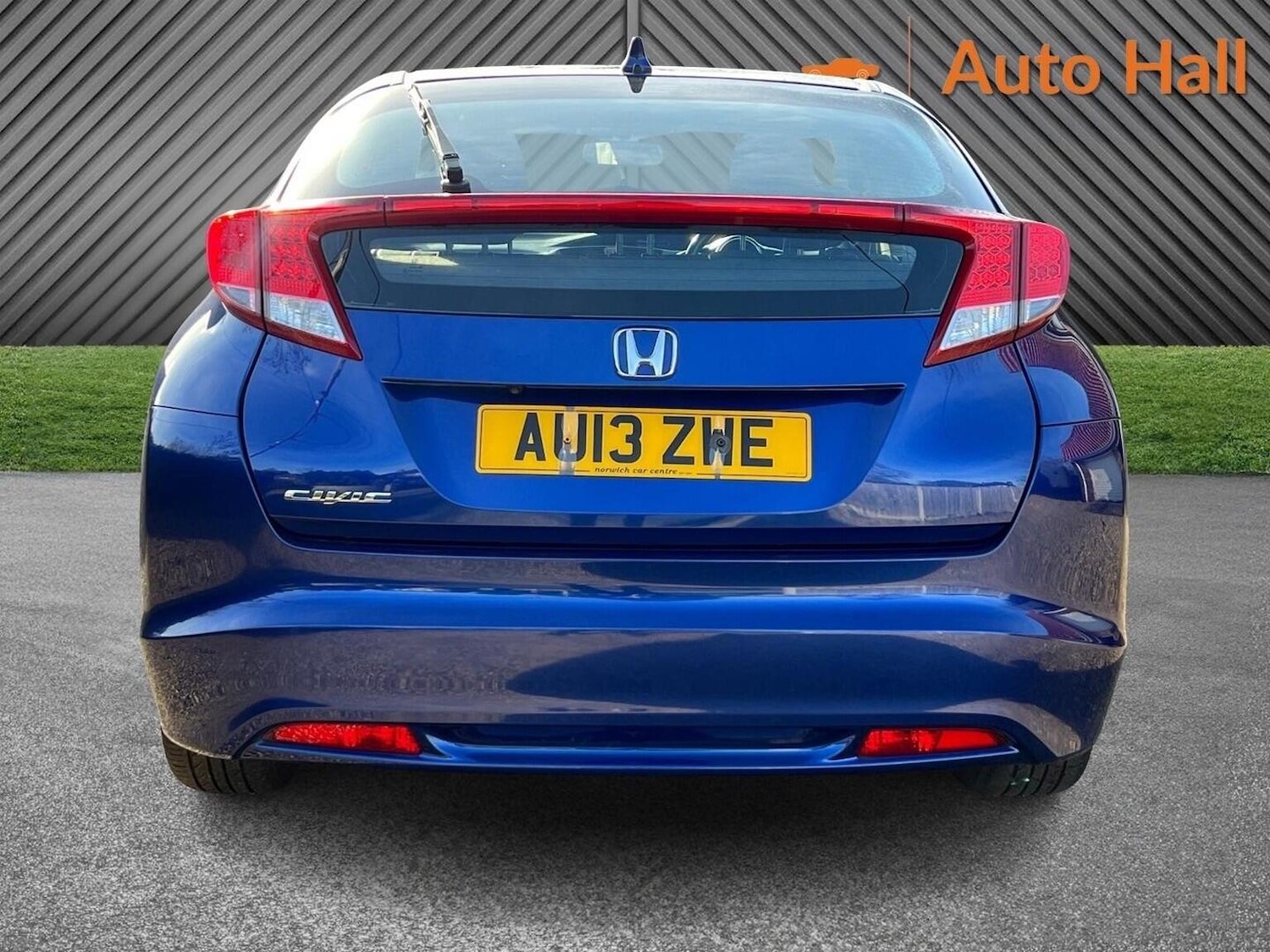 Used Honda Civic 2013 for sale - 76605975: Photo 9