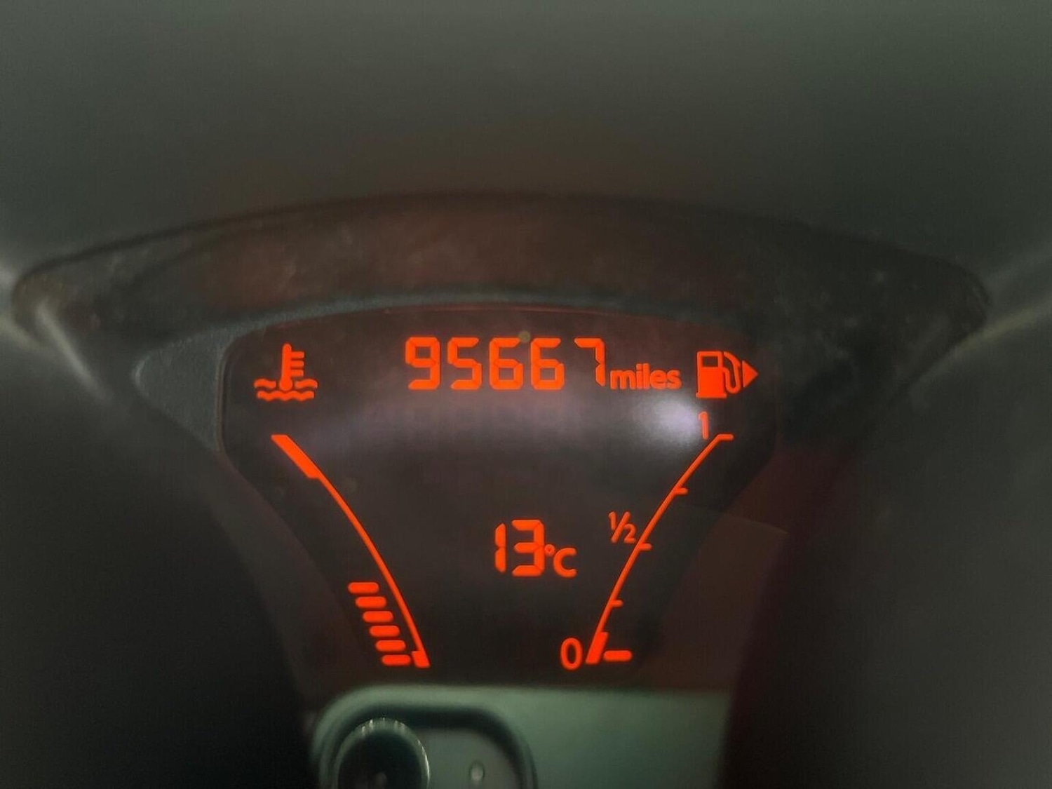 Used Nissan Juke 2014 for sale - 77694345: Photo 23