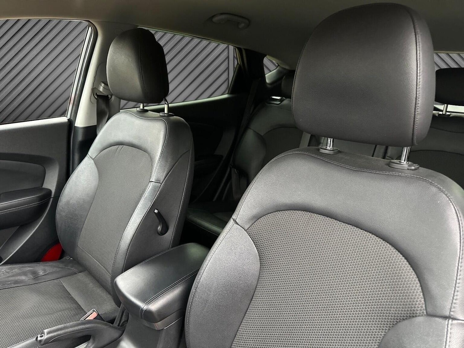 Used Hyundai Ix35 2015 for sale - 77792866: Photo 29