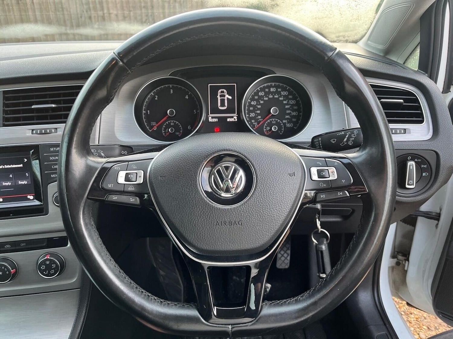 Used Volkswagen Golf 2015 for sale - 76837041: Photo 28