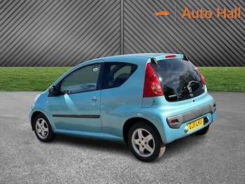 Used Peugeot 107 2011 for sale - 78402547: Photo