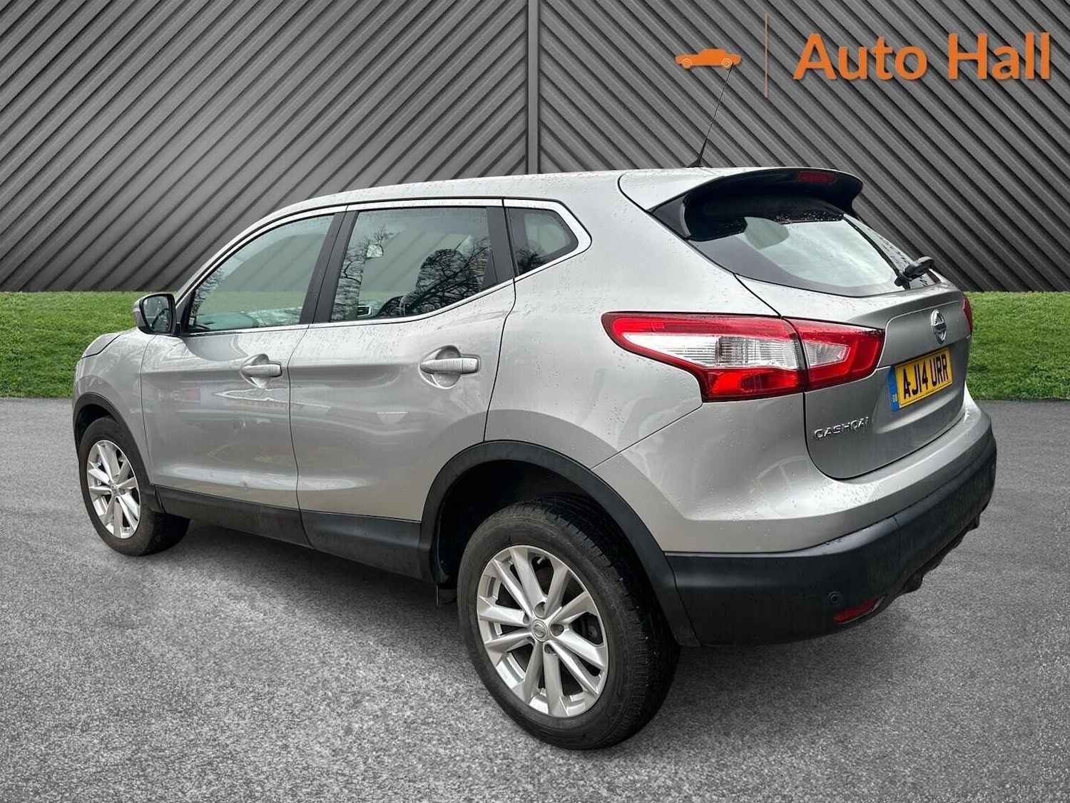 Used Nissan Qashqai 2014 for sale - 77536045: Photo 4