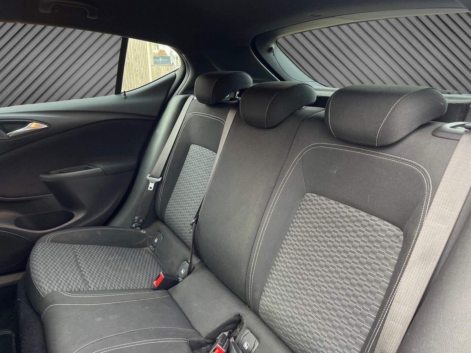 Used Vauxhall Astra 2017 for sale - 76974298: Photo 18