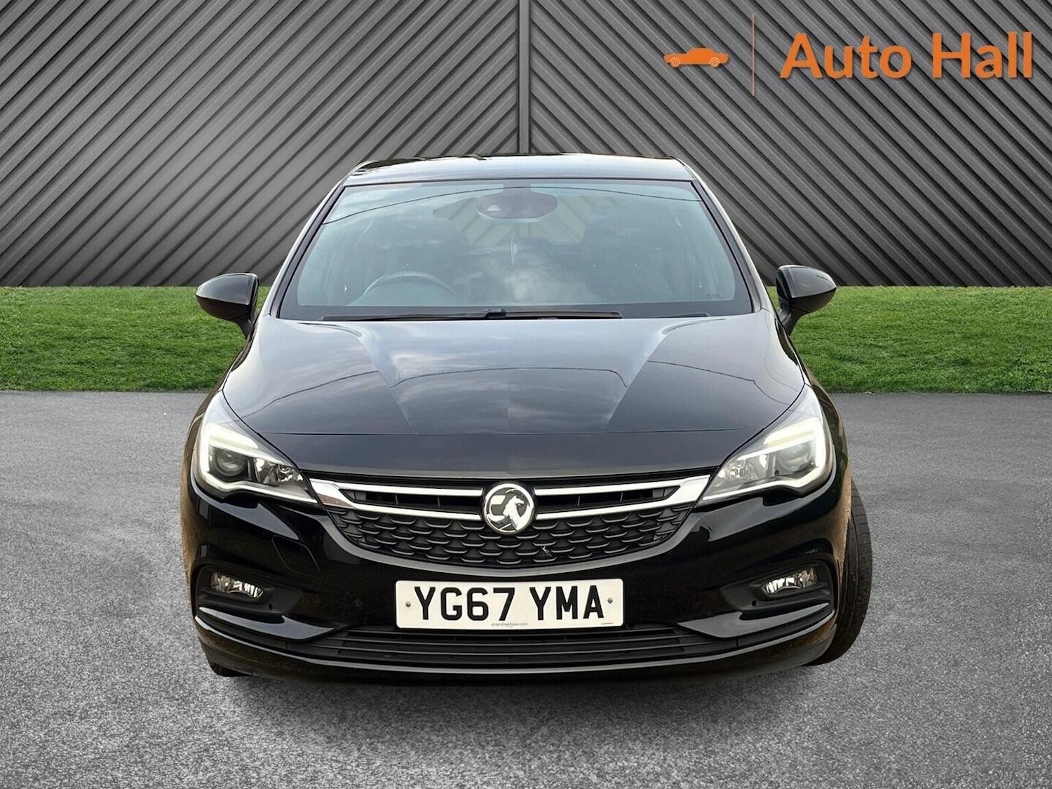 Used Vauxhall Astra 2017 for sale - 76974298: Photo 2