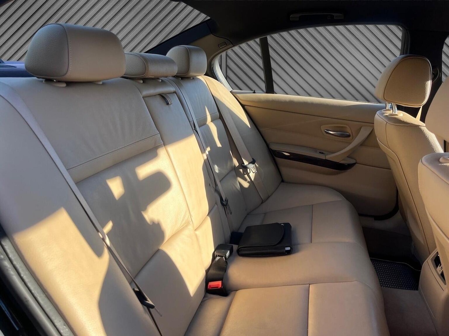 Used BMW 3 Series 2010 for sale - 76656195: Photo 19