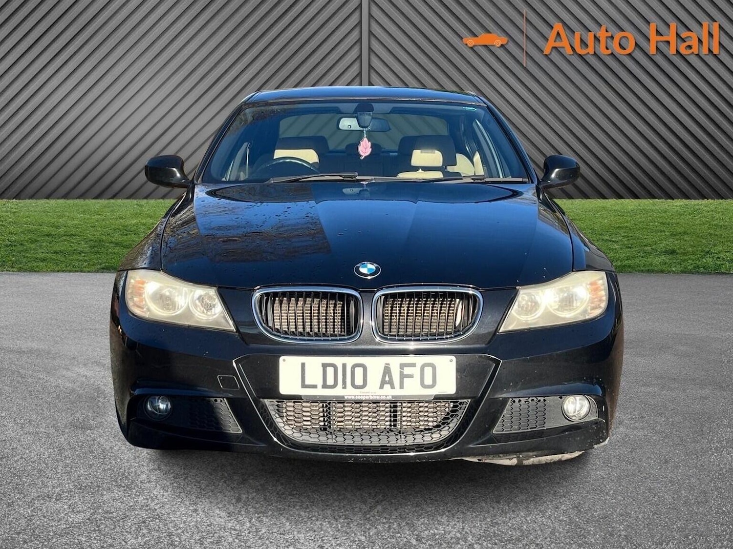 Used BMW 3 Series 2010 for sale - 76656195: Photo 2