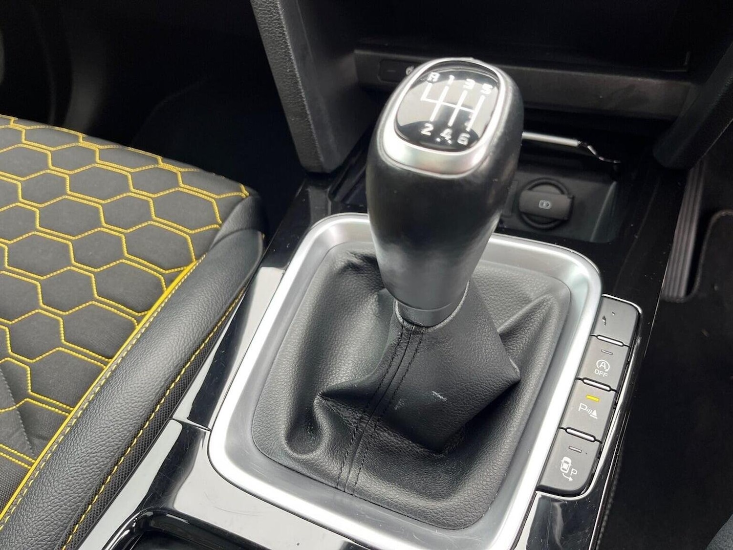 Used Kia XCeed 2019 for sale - 76793271: Photo 25