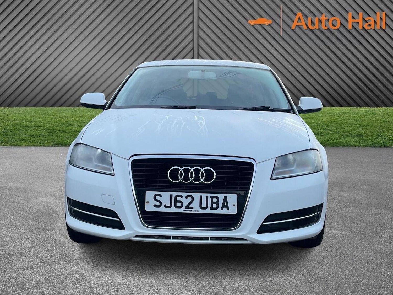 Used Audi A3 2012 for sale - 77014794: Photo 2