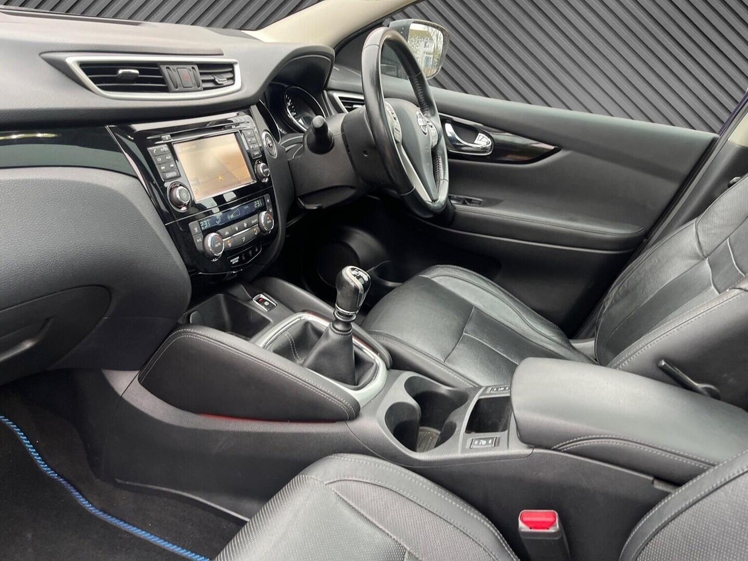 Used Nissan Qashqai 2016 for sale - 77694334: Photo 30