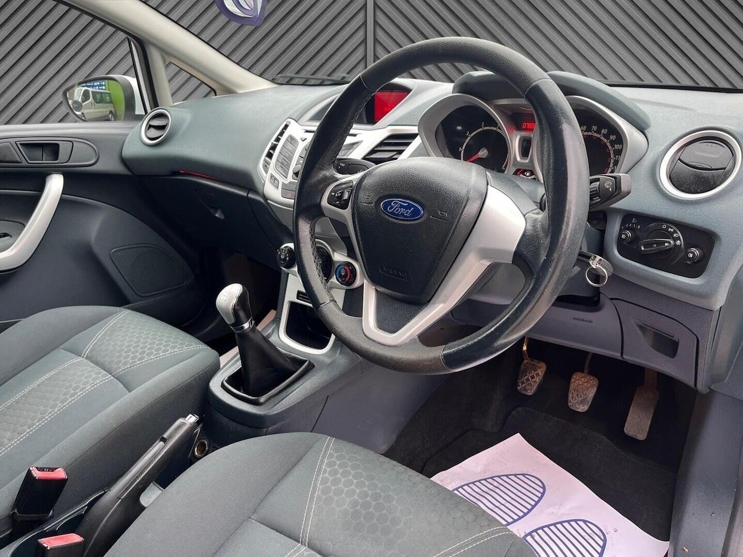 Used Ford Fiesta 2010 for sale - 76605760: Photo 15