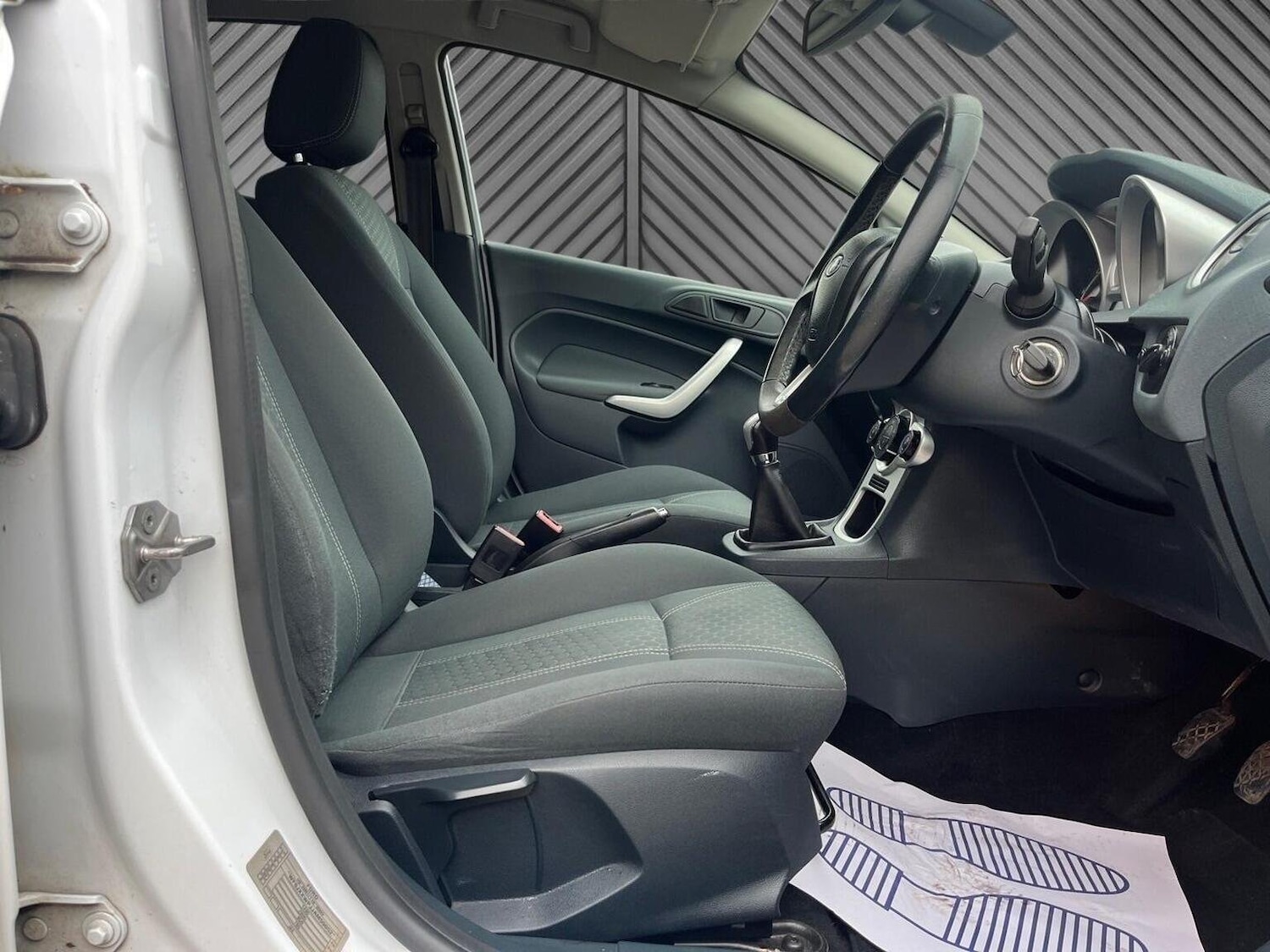 Used Ford Fiesta 2010 for sale - 76605760: Photo 16