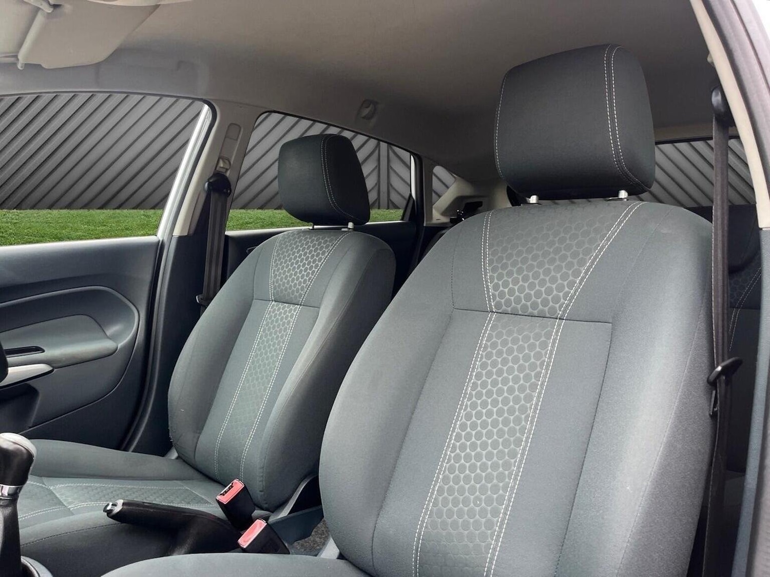 Used Ford Fiesta 2010 for sale - 76605760: Photo 28