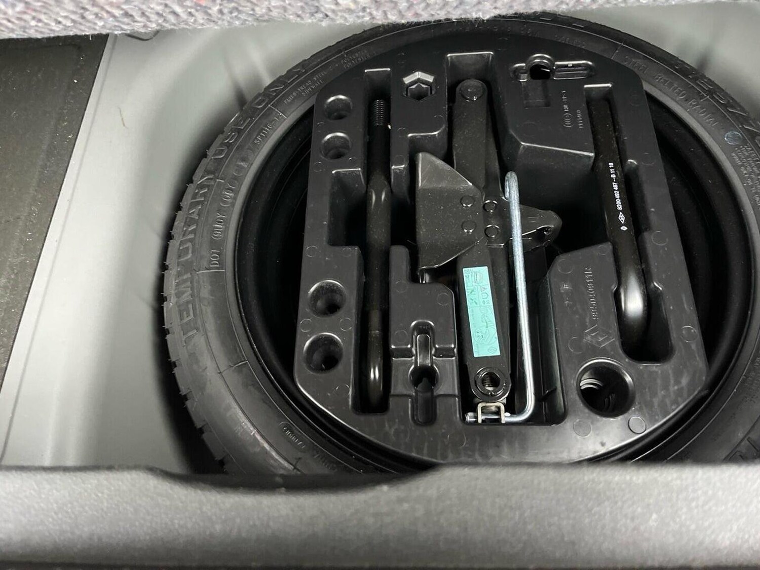 Used Renault Captur 2019 for sale - 76605627: Photo 25