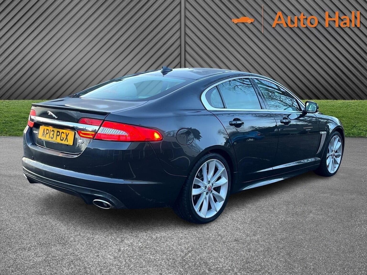 Used Jaguar XF 2013 for sale - 77162317: Photo 10