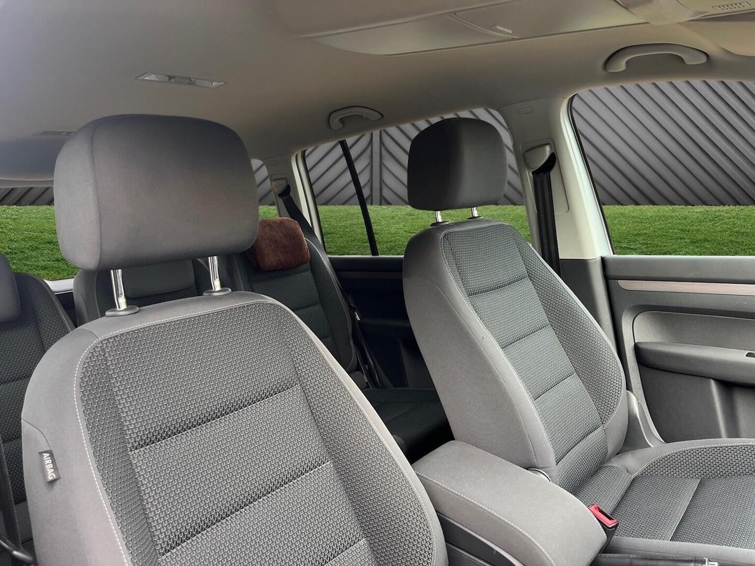 Used Volkswagen Touran 2013 for sale - 77888443: Photo 15