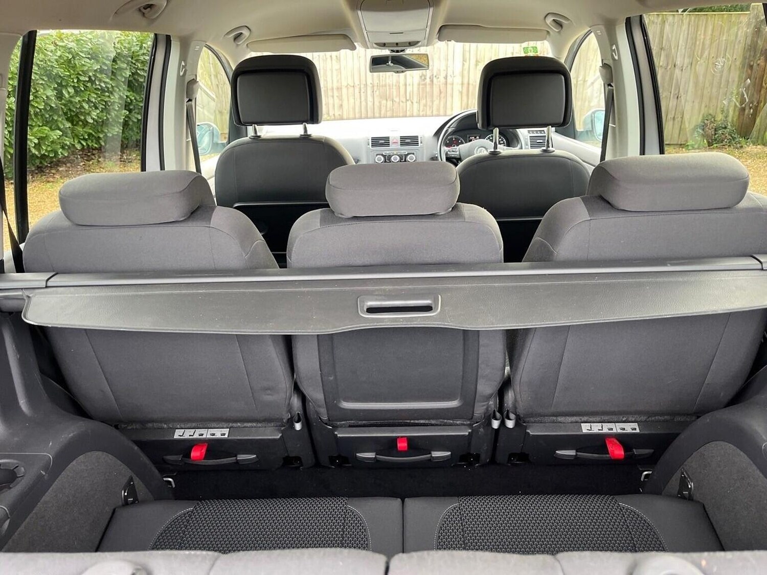 Used Volkswagen Touran 2013 for sale - 77888443: Photo 18