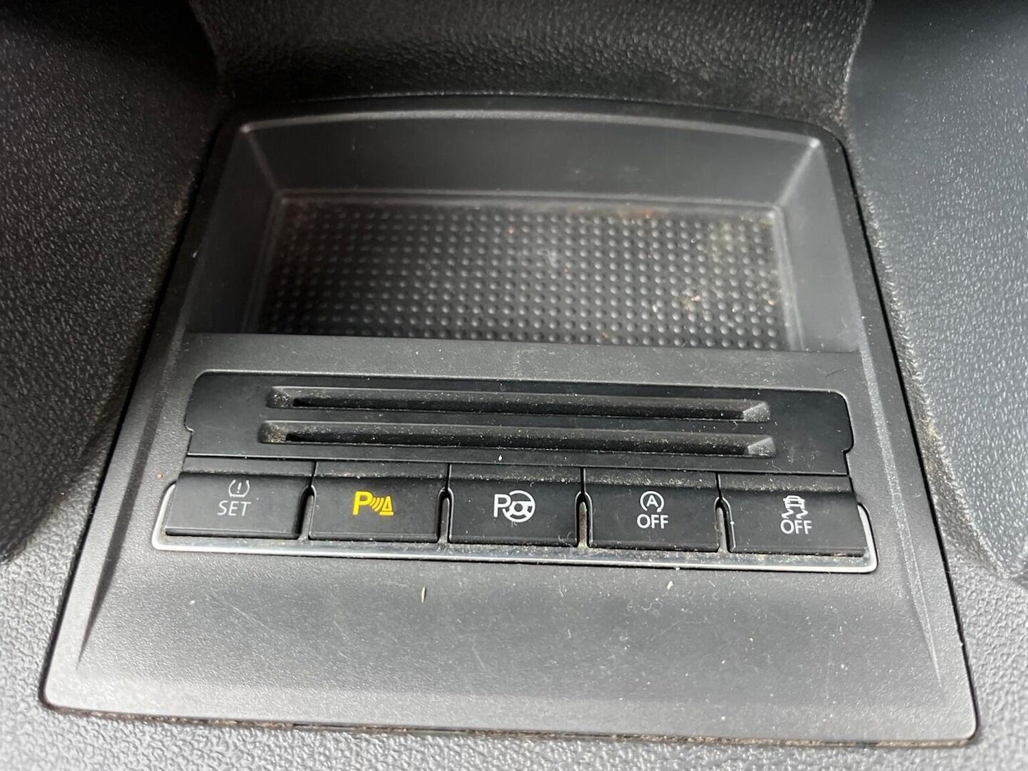 Used Volkswagen Touran 2013 for sale - 77888443: Photo 21