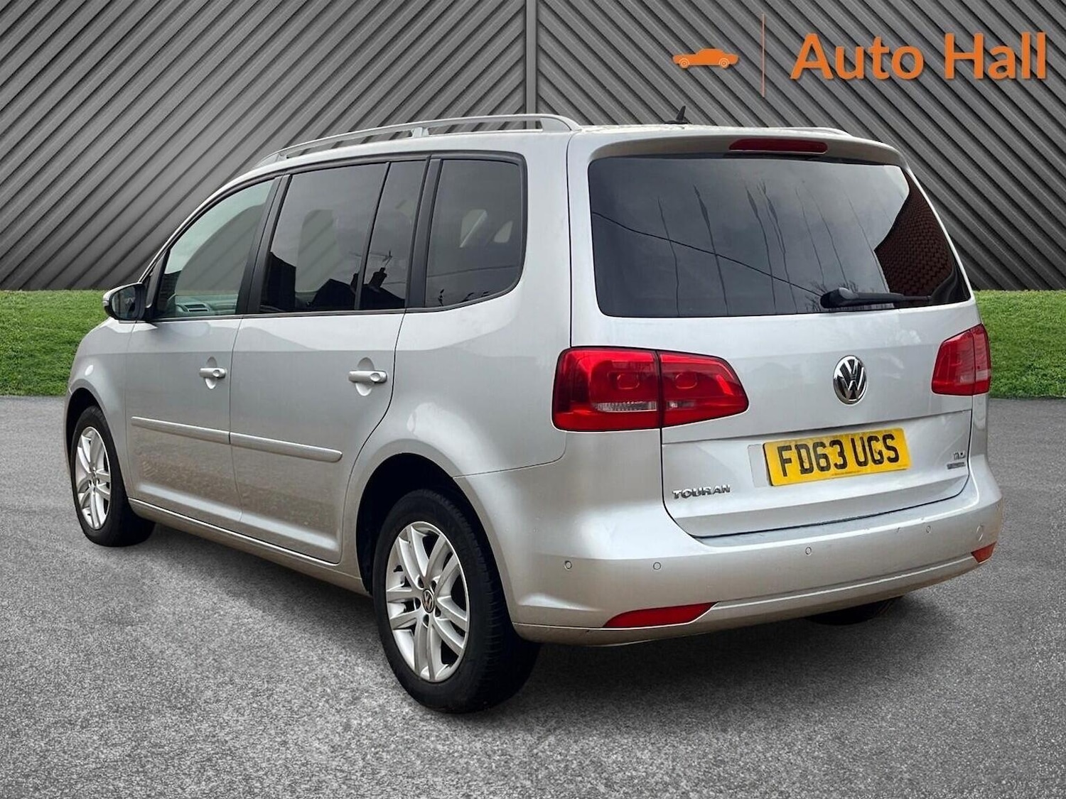 Used Volkswagen Touran 2013 for sale - 77888443: Photo 7