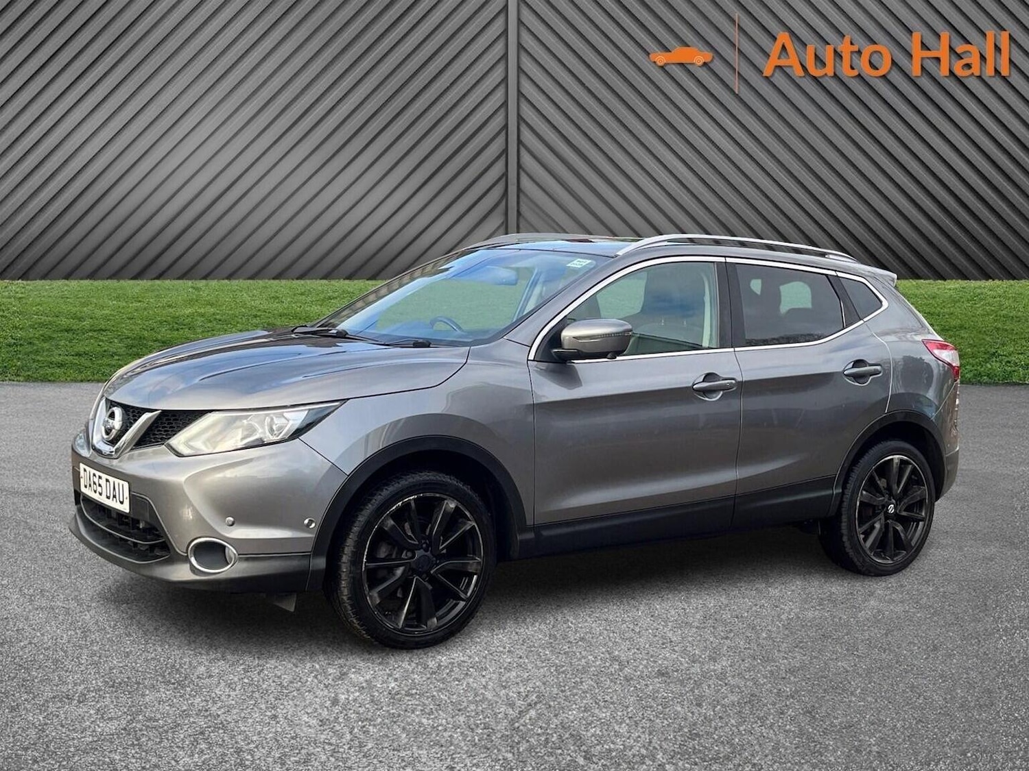 Used Nissan Qashqai 2015 for sale - 77237021: Photo 8
