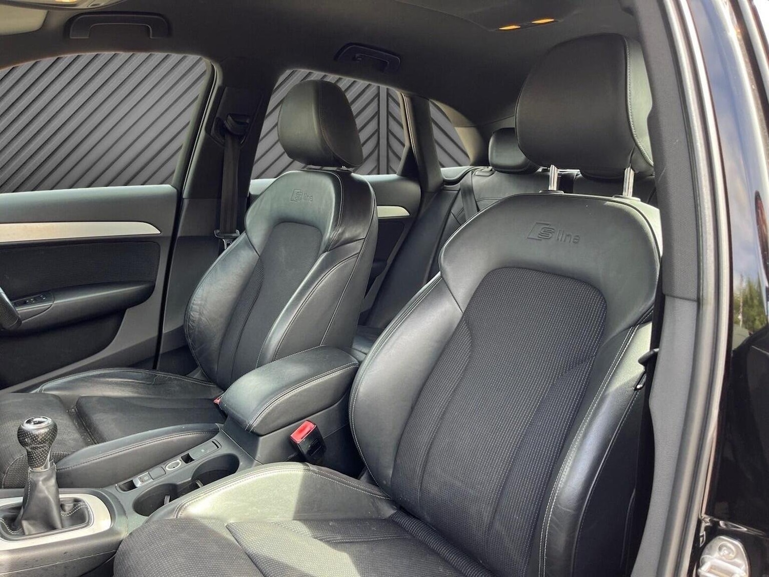 Used Audi Q3 2012 for sale - 76605675: Photo 31