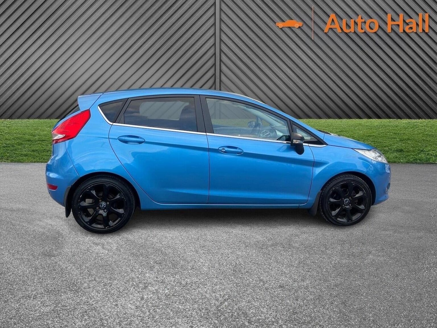 Used Ford Fiesta 2010 for sale - 76605859: Photo 10