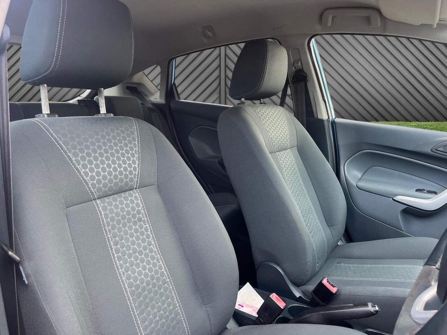 Used Ford Fiesta 2010 for sale - 76605859: Photo 18