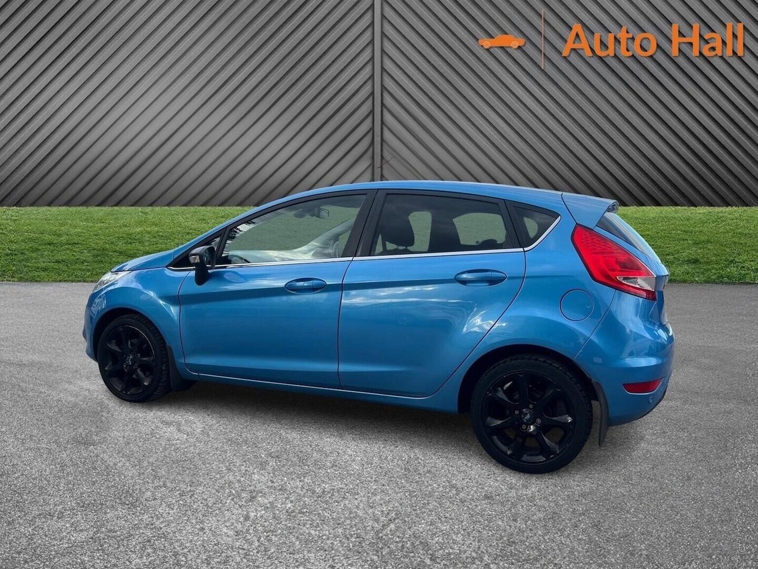 Used Ford Fiesta 2010 for sale - 76605859: Photo 6