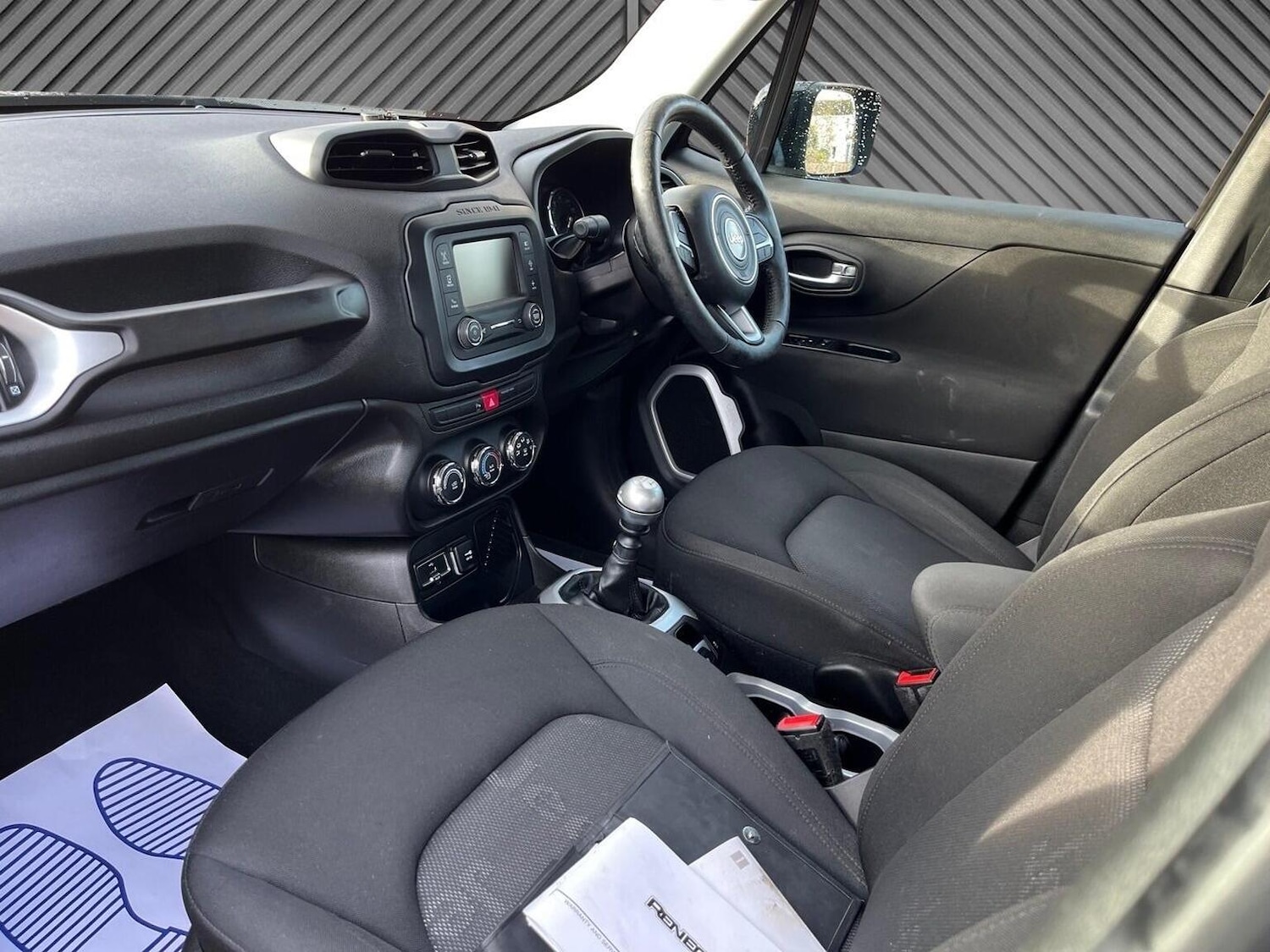 Used Jeep Renegade 2017 for sale - 76848674: Photo 13