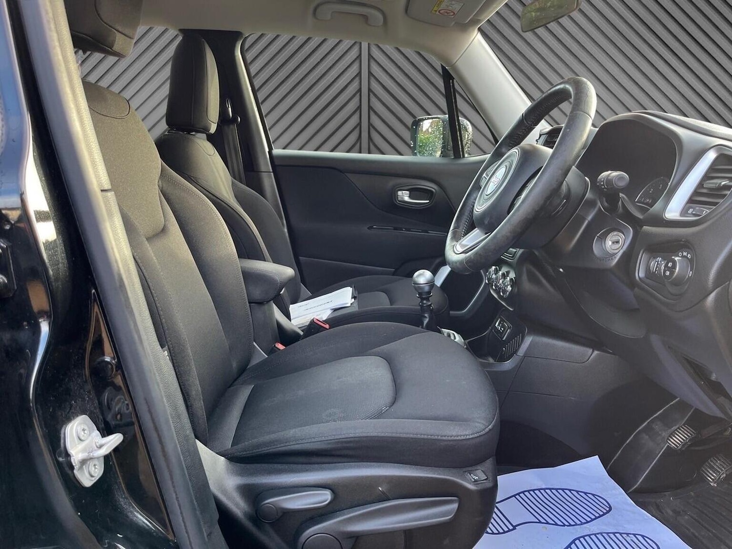 Used Jeep Renegade 2017 for sale - 76848674: Photo 15