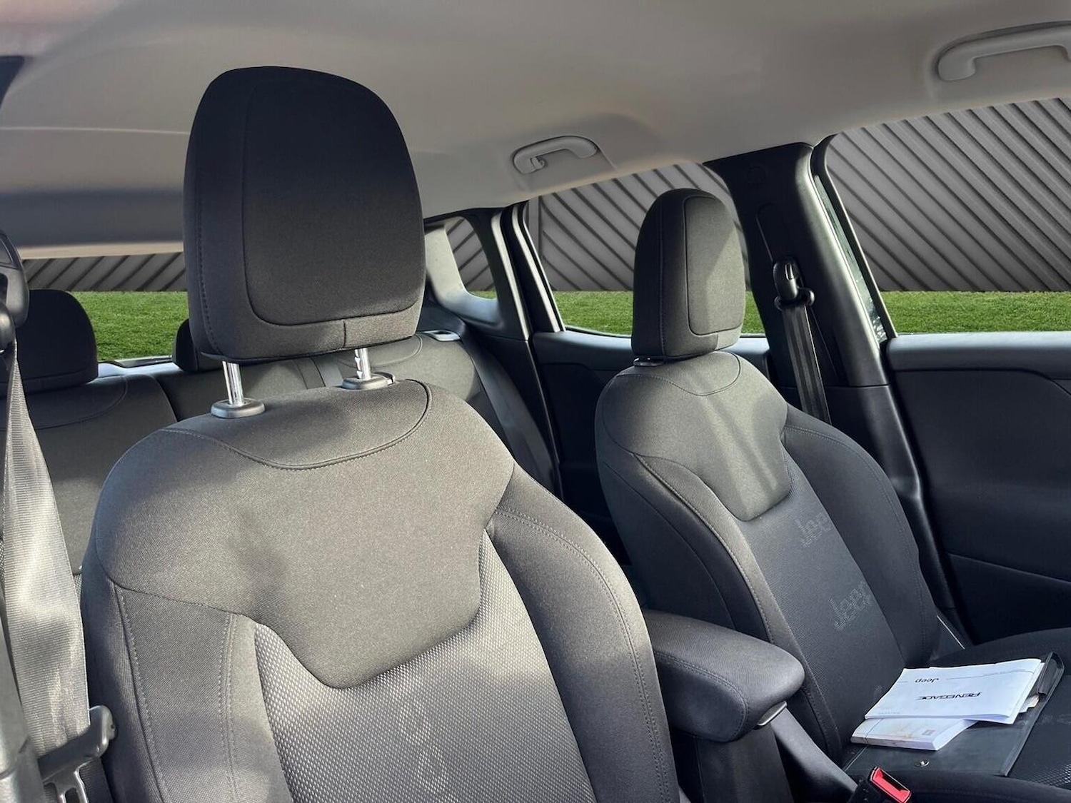 Used Jeep Renegade 2017 for sale - 76848674: Photo 16