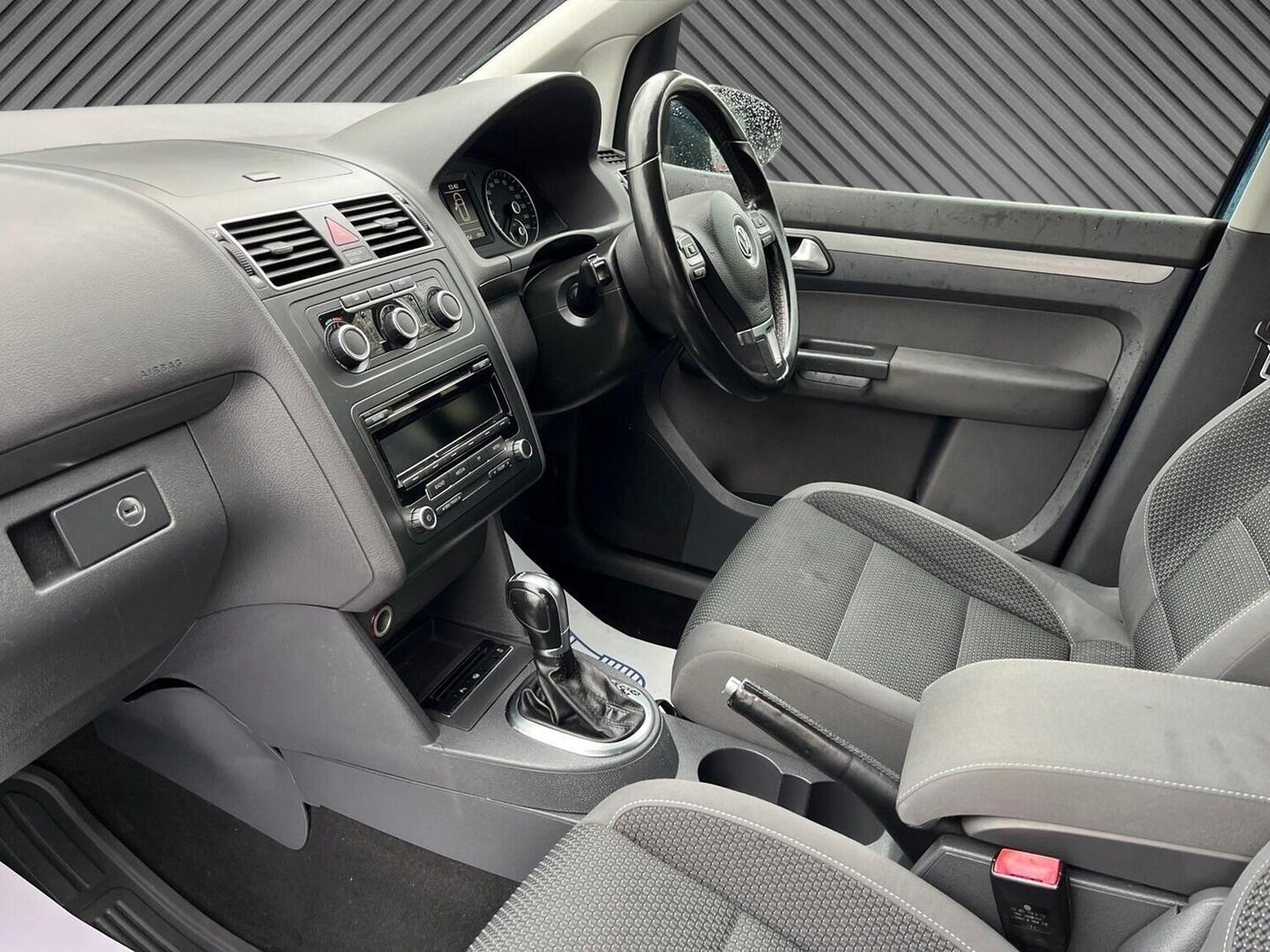 Used Volkswagen Touran 2012 for sale - 76605862: Photo 14