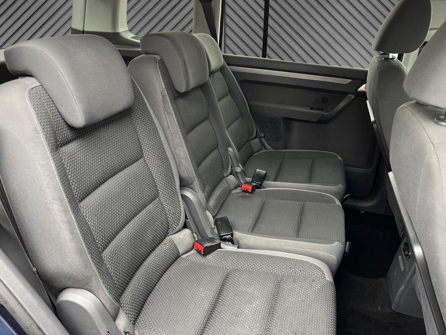 Used Volkswagen Touran 2012 for sale - 76605862: Photo 18