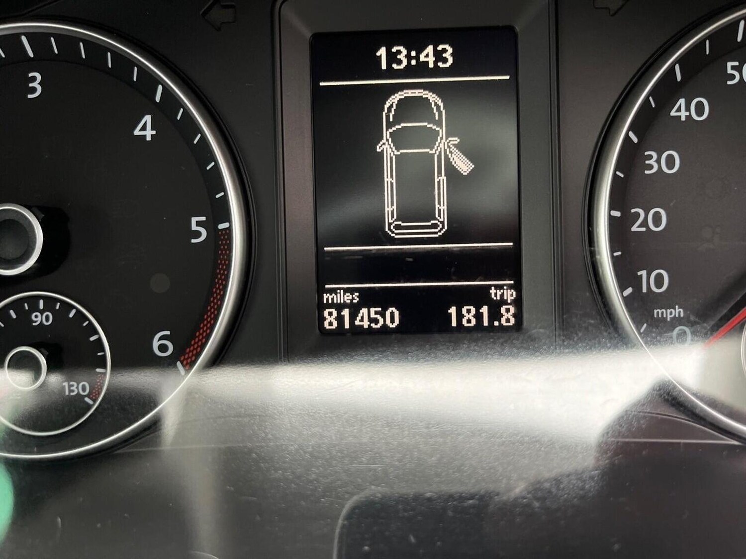 Used Volkswagen Touran 2012 for sale - 76605862: Photo 23