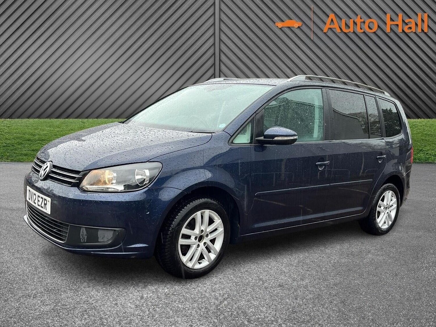 Used Volkswagen Touran 2012 for sale - 76605862: Photo 6