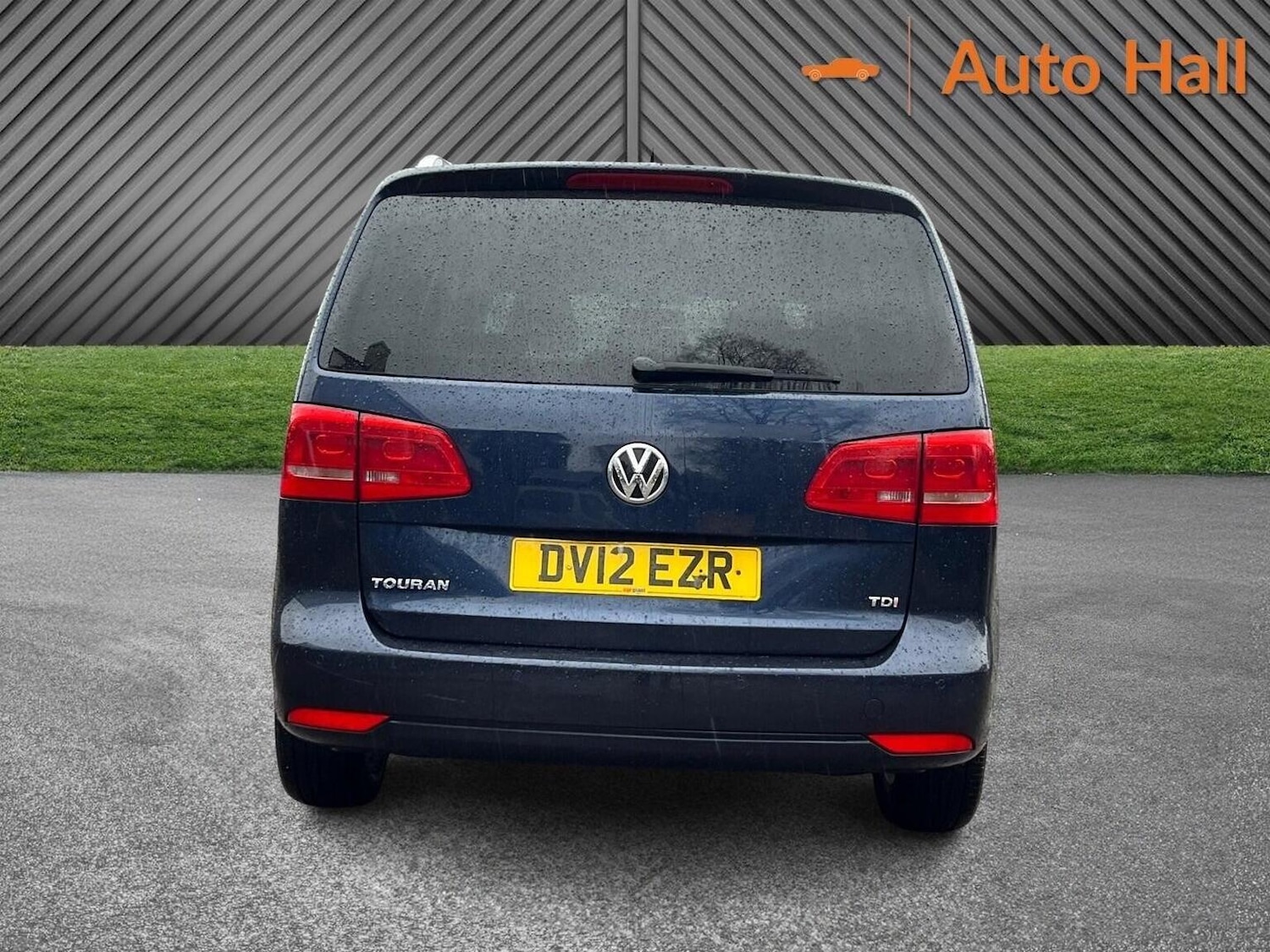 Used Volkswagen Touran 2012 for sale - 76605862: Photo 9