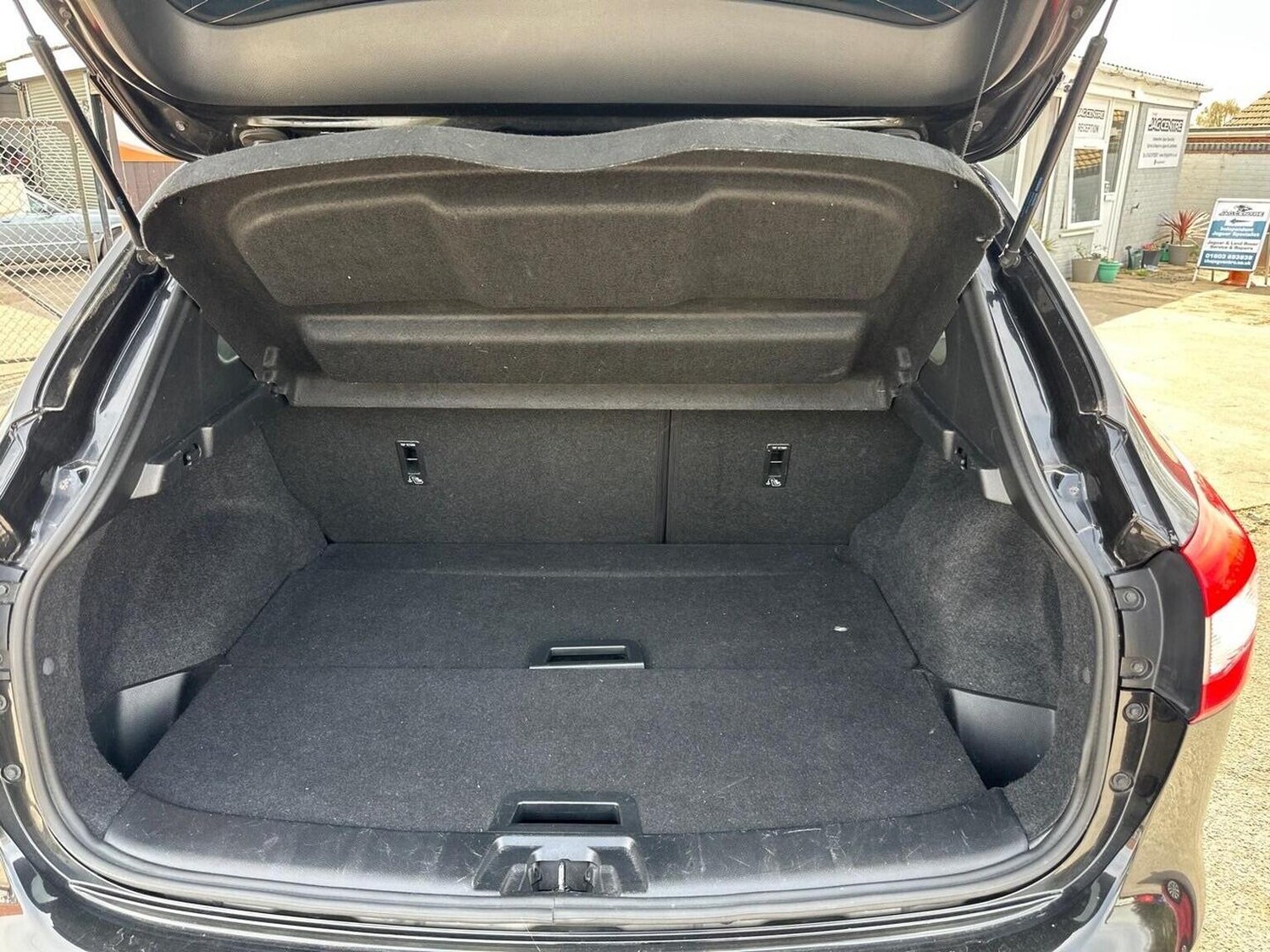 Used Nissan Qashqai 2016 for sale - 78182845: Photo 25