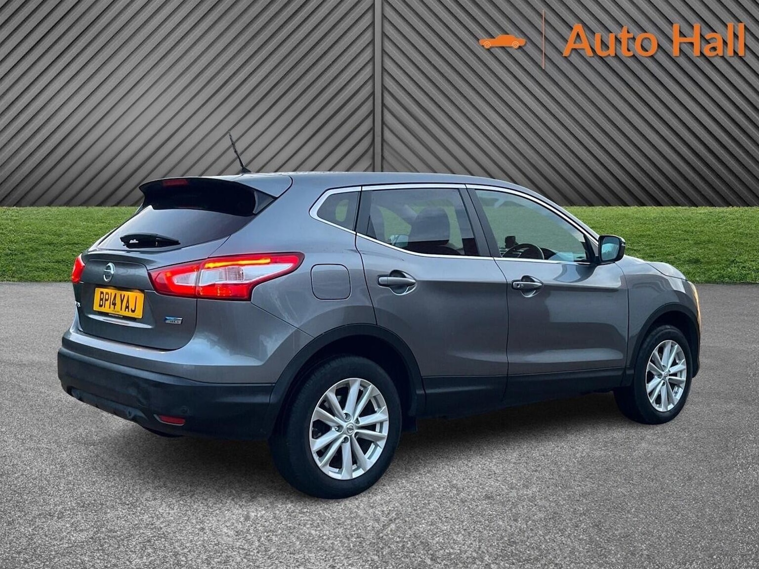 Used Nissan Qashqai 2014 for sale - 76837091: Photo 12