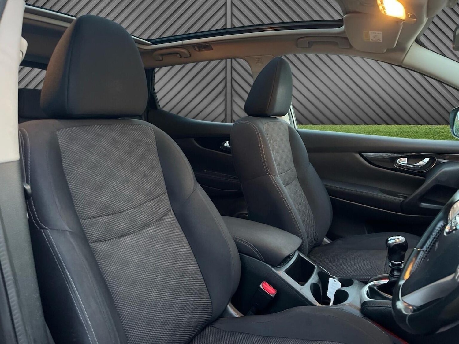 Used Nissan Qashqai 2014 for sale - 76837091: Photo 16